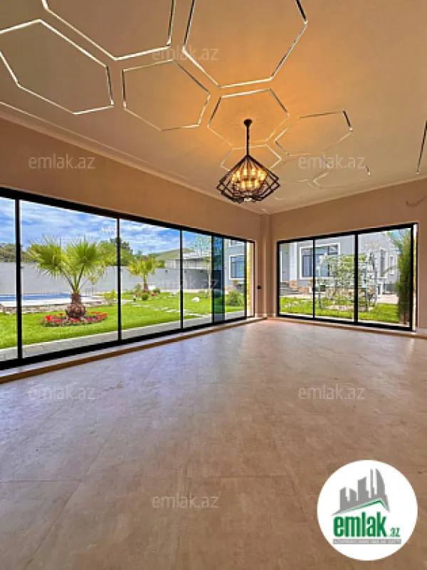 Satılır 5 otaqlı mənzil 380 m²