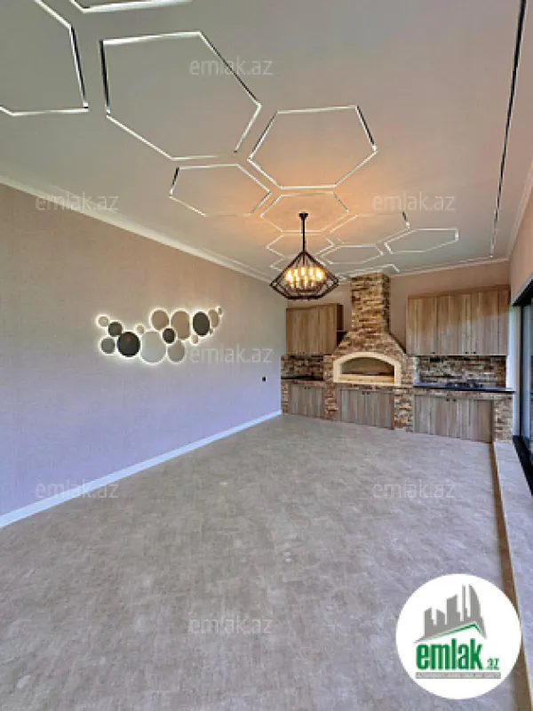 Satılır 5 otaqlı mənzil 380 m²