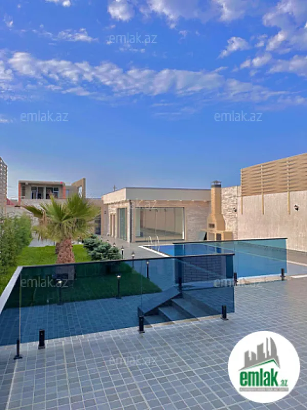 Satılır 6 otaqlı mənzil 300 m²