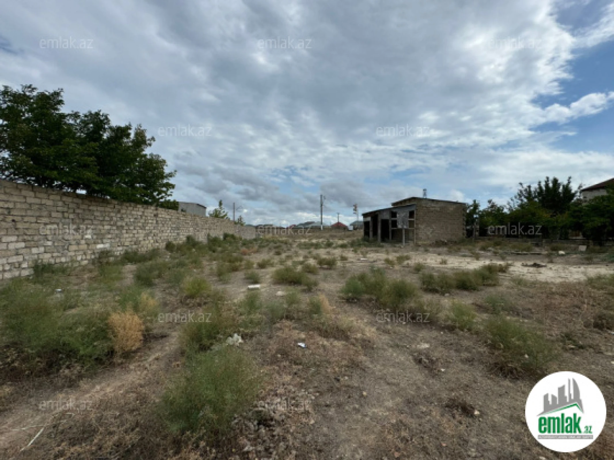 Satılır torpaq sahəsi 12 m²