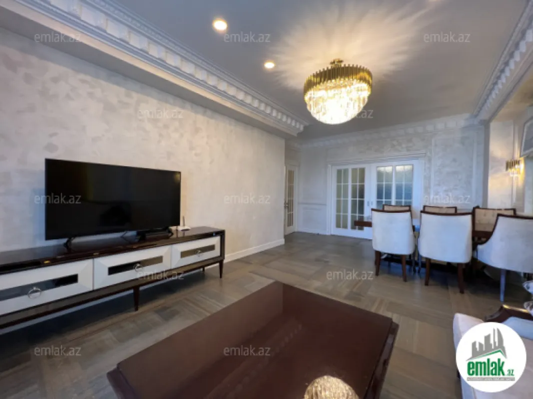 Satılır 4 otaqlı yeni tikili 206 m²