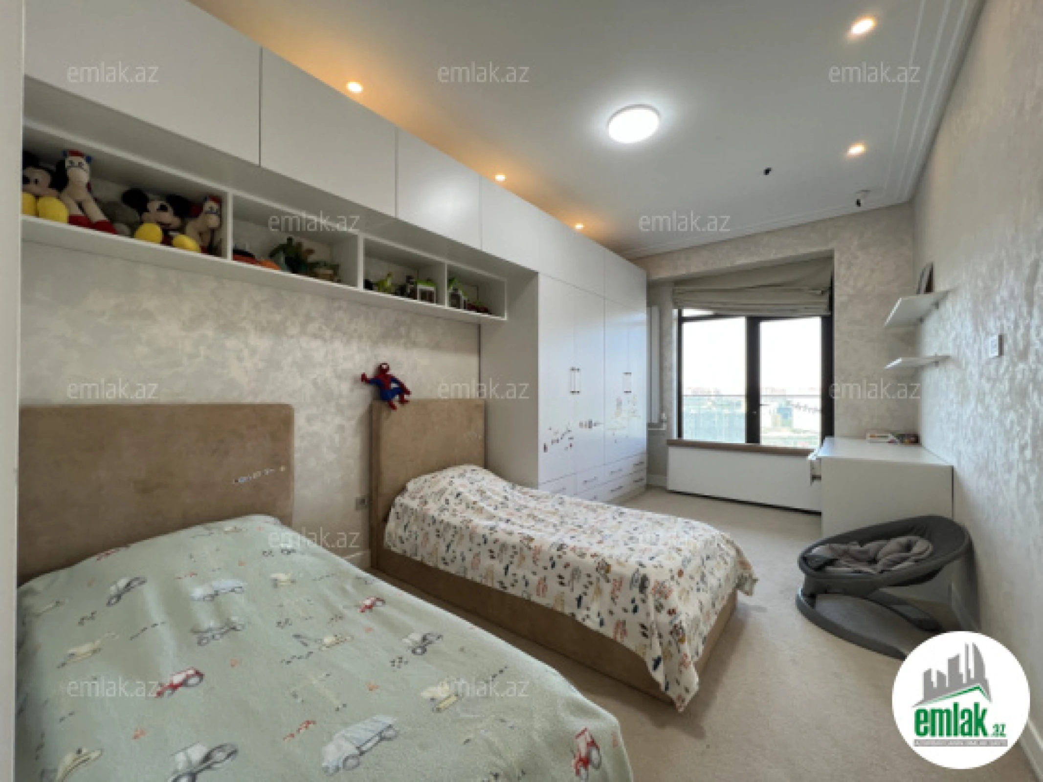 Satılır 4 otaqlı yeni tikili 206 m²