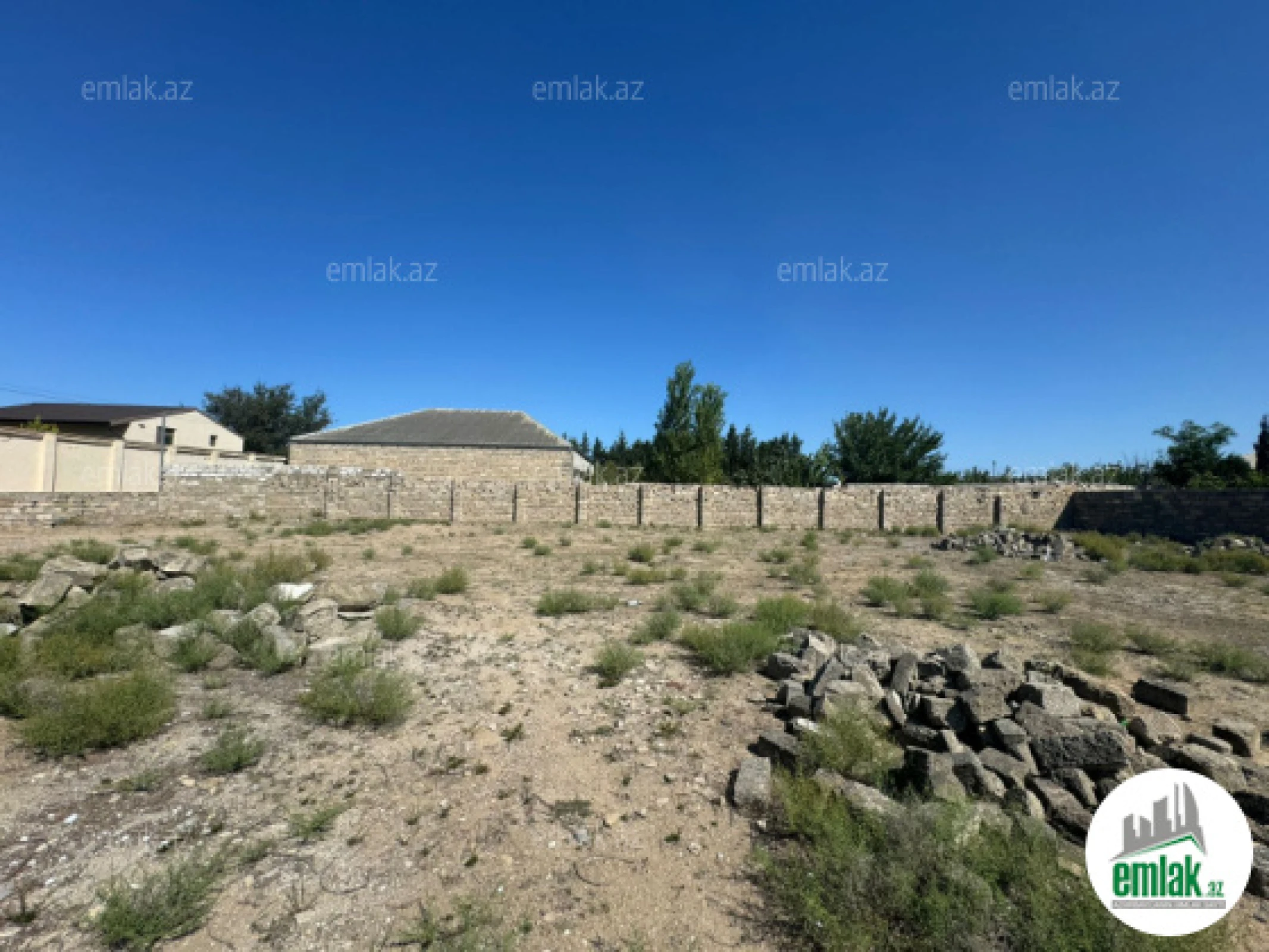 Satılır torpaq sahəsi 12 m²