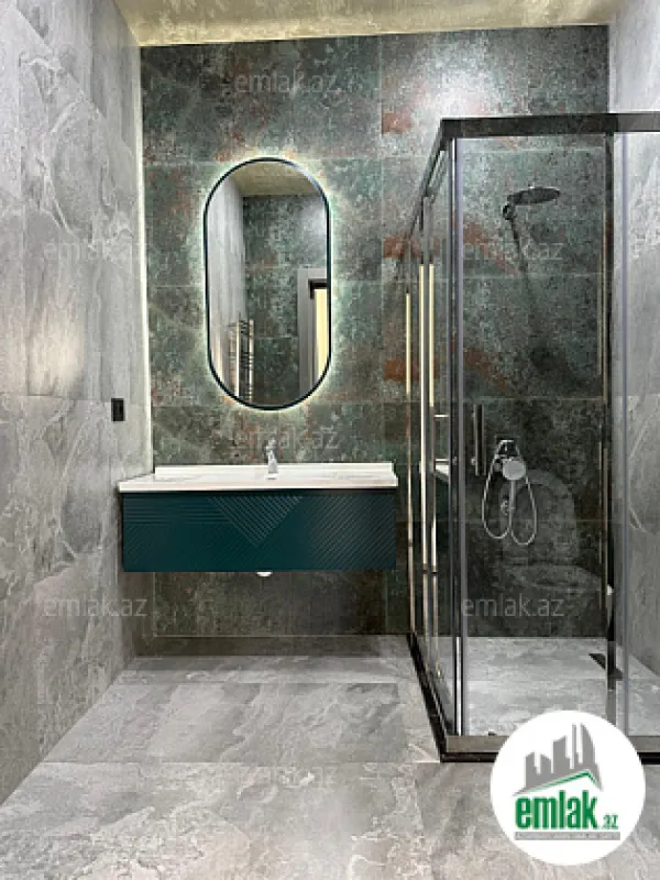 Satılır 6 otaqlı mənzil 400 m²