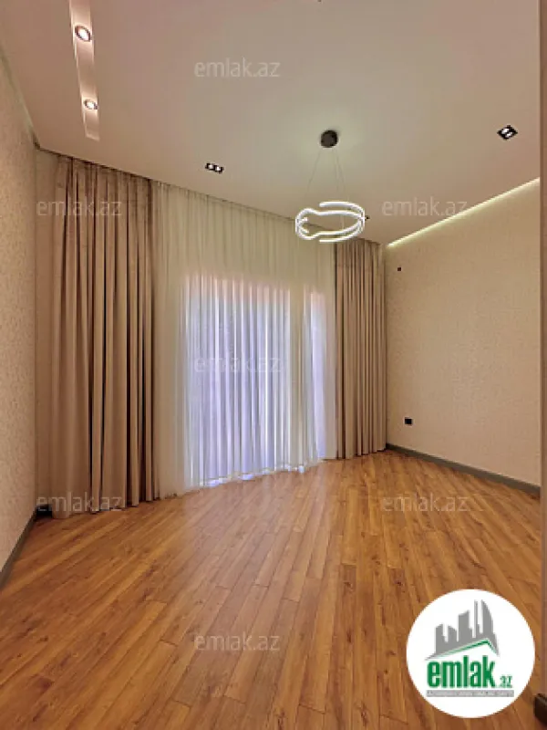 Satılır 6 otaqlı mənzil 400 m²