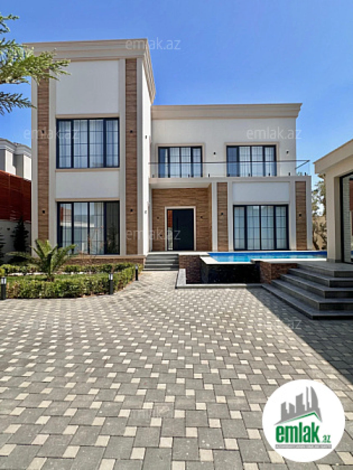Satılır 6 otaqlı mənzil 400 m²