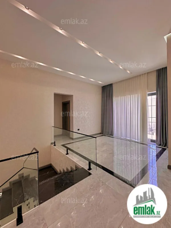Satılır 6 otaqlı mənzil 400 m²