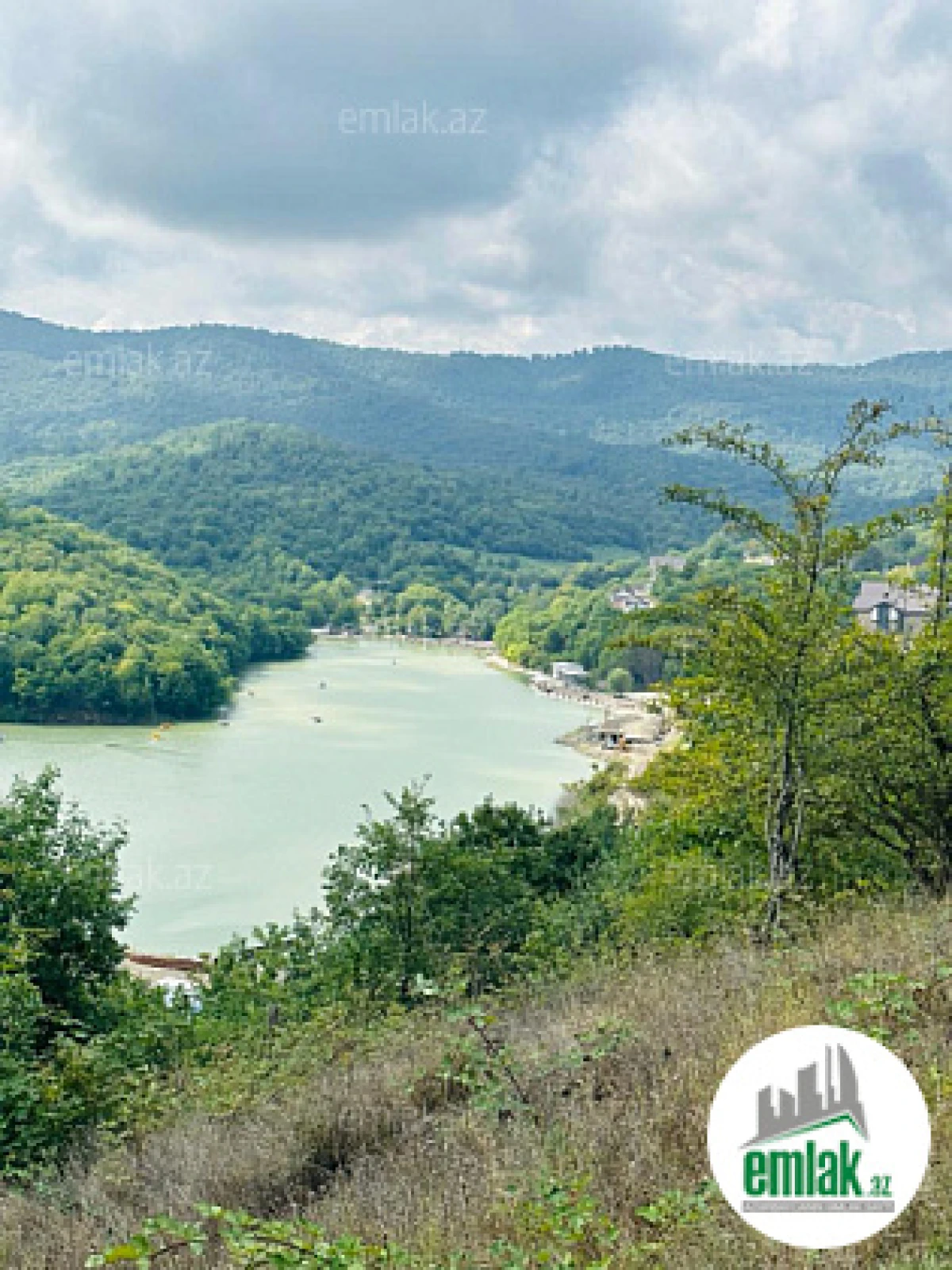 Satılır torpaq sahəsi 100 m²