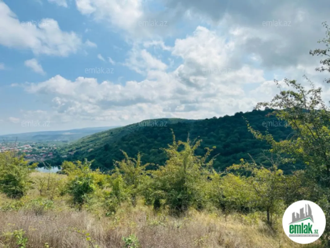 Satılır torpaq sahəsi 100 m²