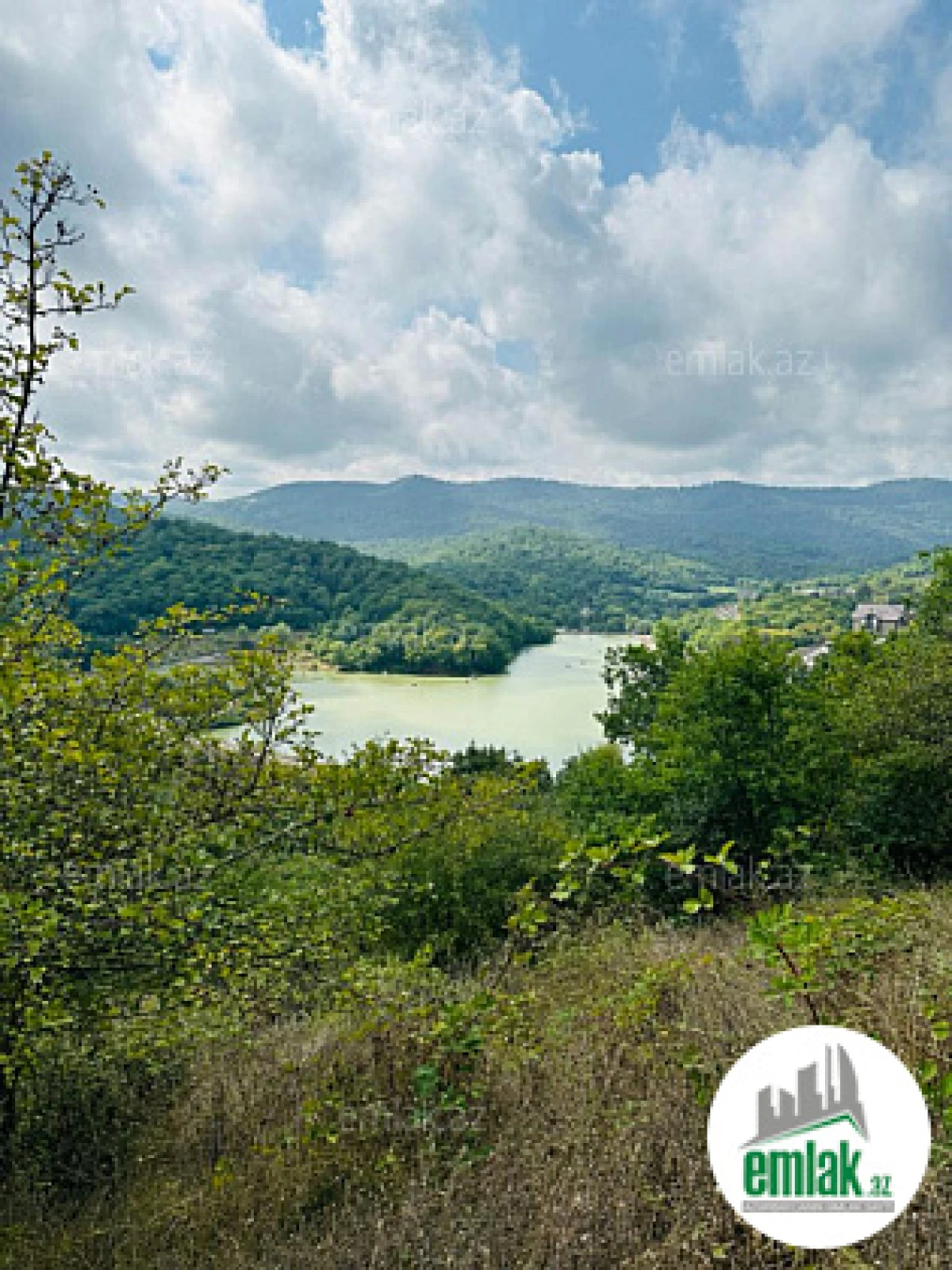 Satılır torpaq sahəsi 100 m²