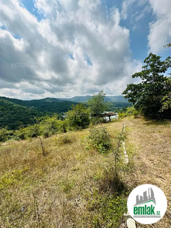 Satılır torpaq sahəsi 100 m²