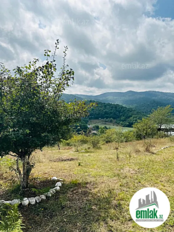 Satılır torpaq sahəsi 100 m²