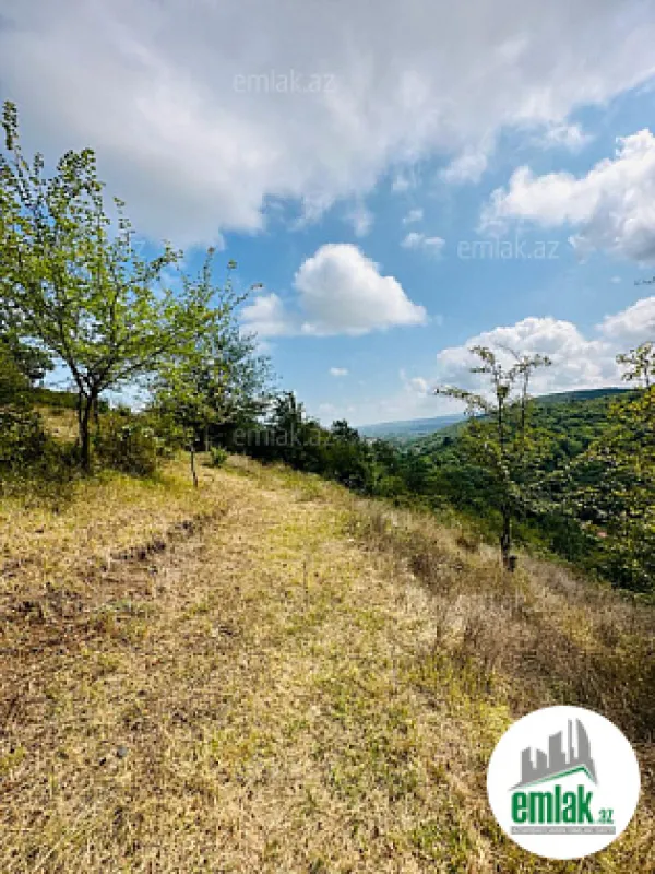 Satılır torpaq sahəsi 100 m²