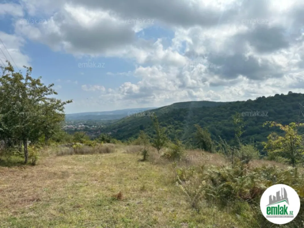 Satılır torpaq sahəsi 100 m²