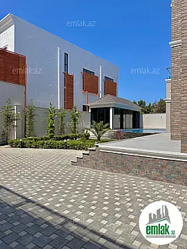 Satılır 6 otaqlı mənzil 400 m²