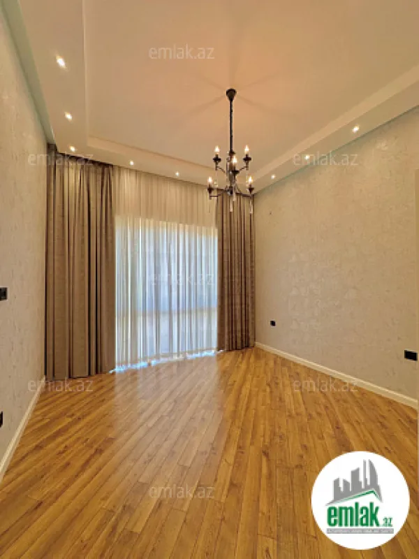 Satılır 6 otaqlı mənzil 400 m²