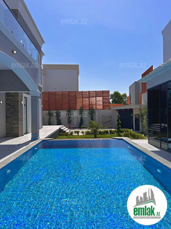 Satılır 6 otaqlı mənzil 400 m²