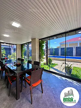 Satılır 4 otaqlı mənzil 240 m²