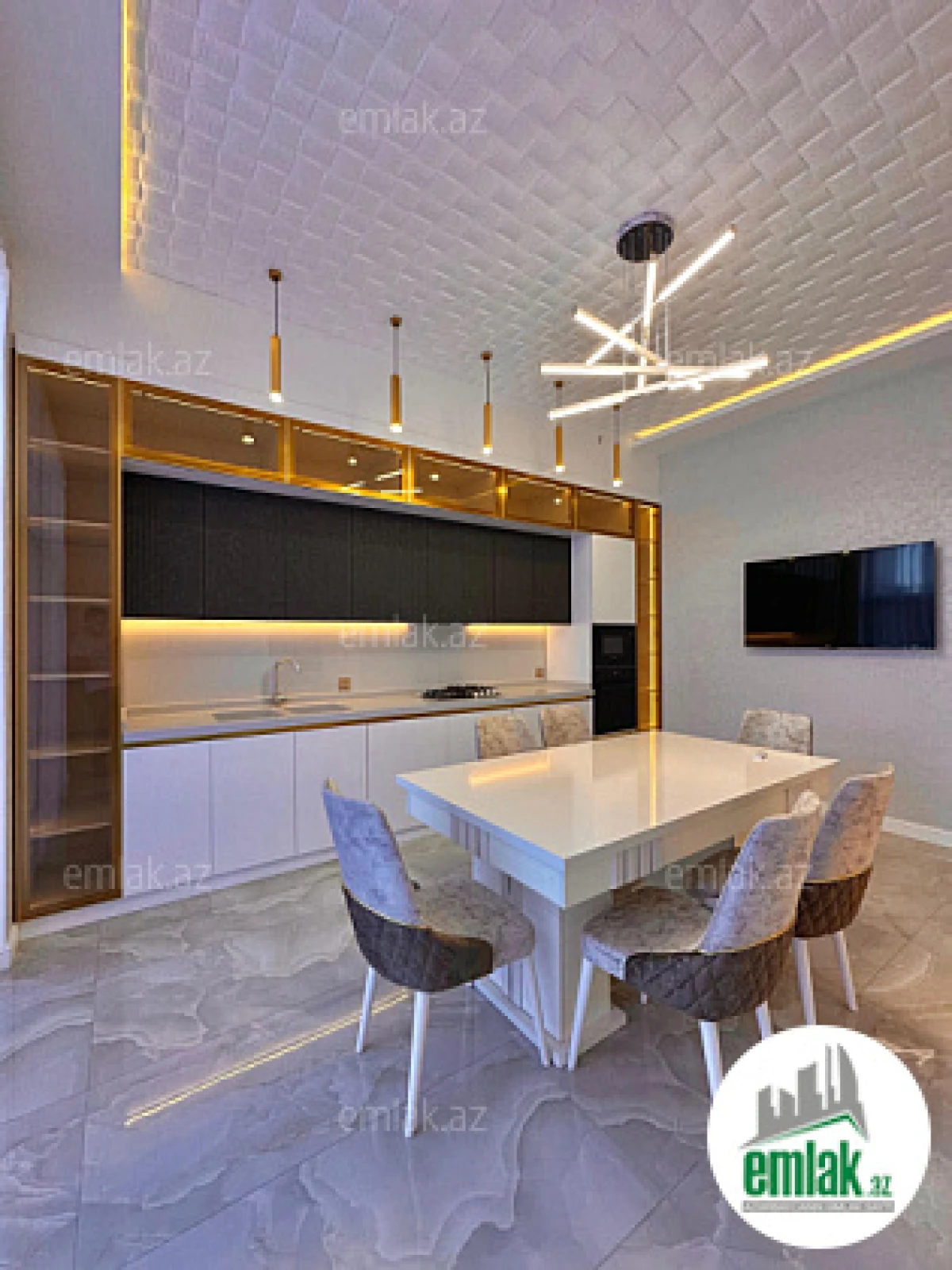 Satılır 6 otaqlı mənzil 300 m²