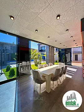 Satılır 6 otaqlı mənzil 300 m²