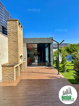 Satılır 6 otaqlı mənzil 300 m²