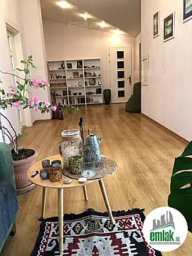 Satılır 6 otaqlı yeni tikili 435.5 m²