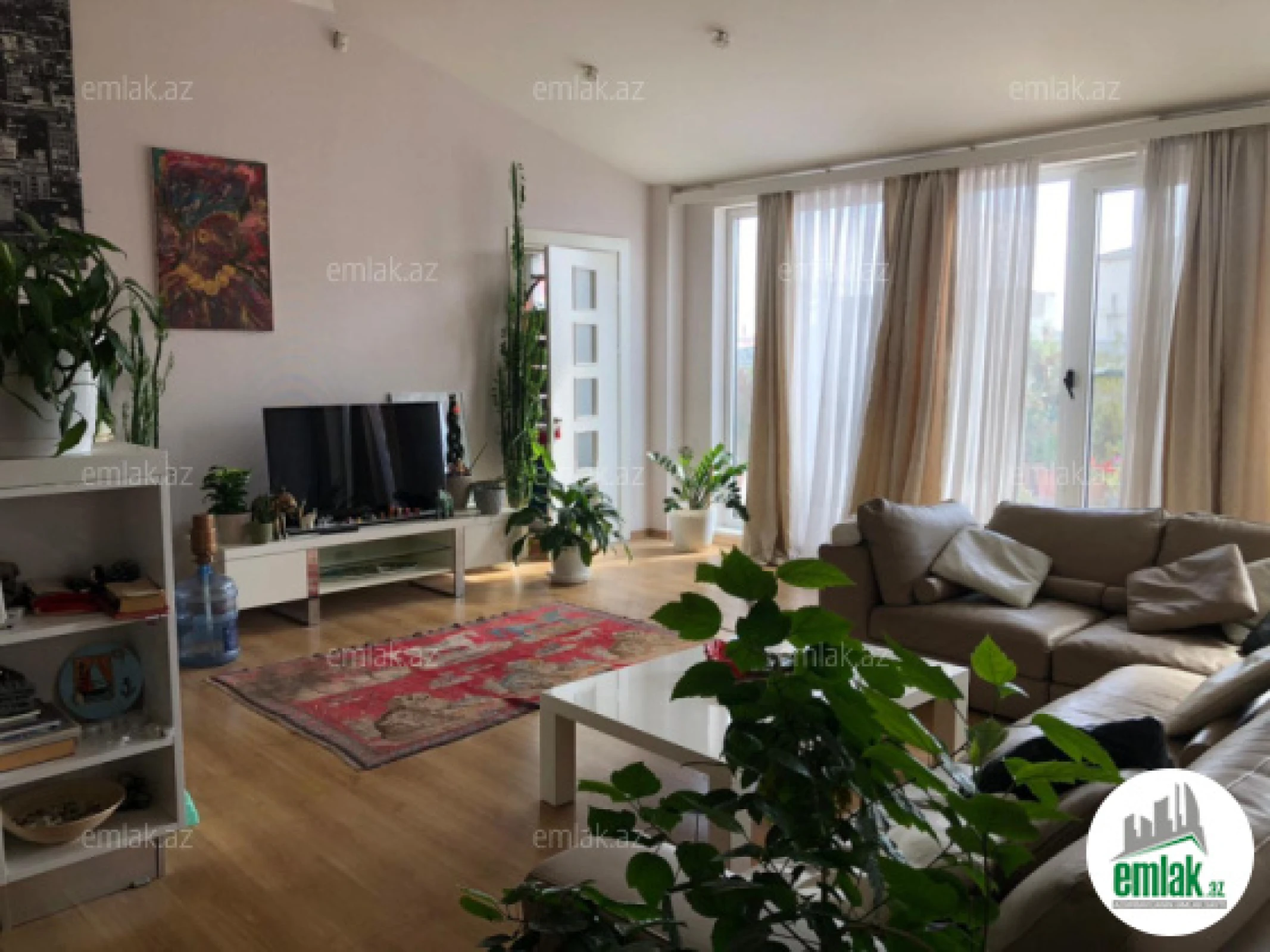 Satılır 6 otaqlı yeni tikili 435.5 m²