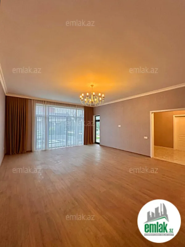 Satılır 6 otaqlı mənzil 350 m²