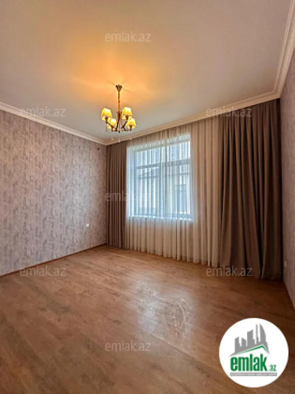 Satılır 6 otaqlı mənzil 350 m²