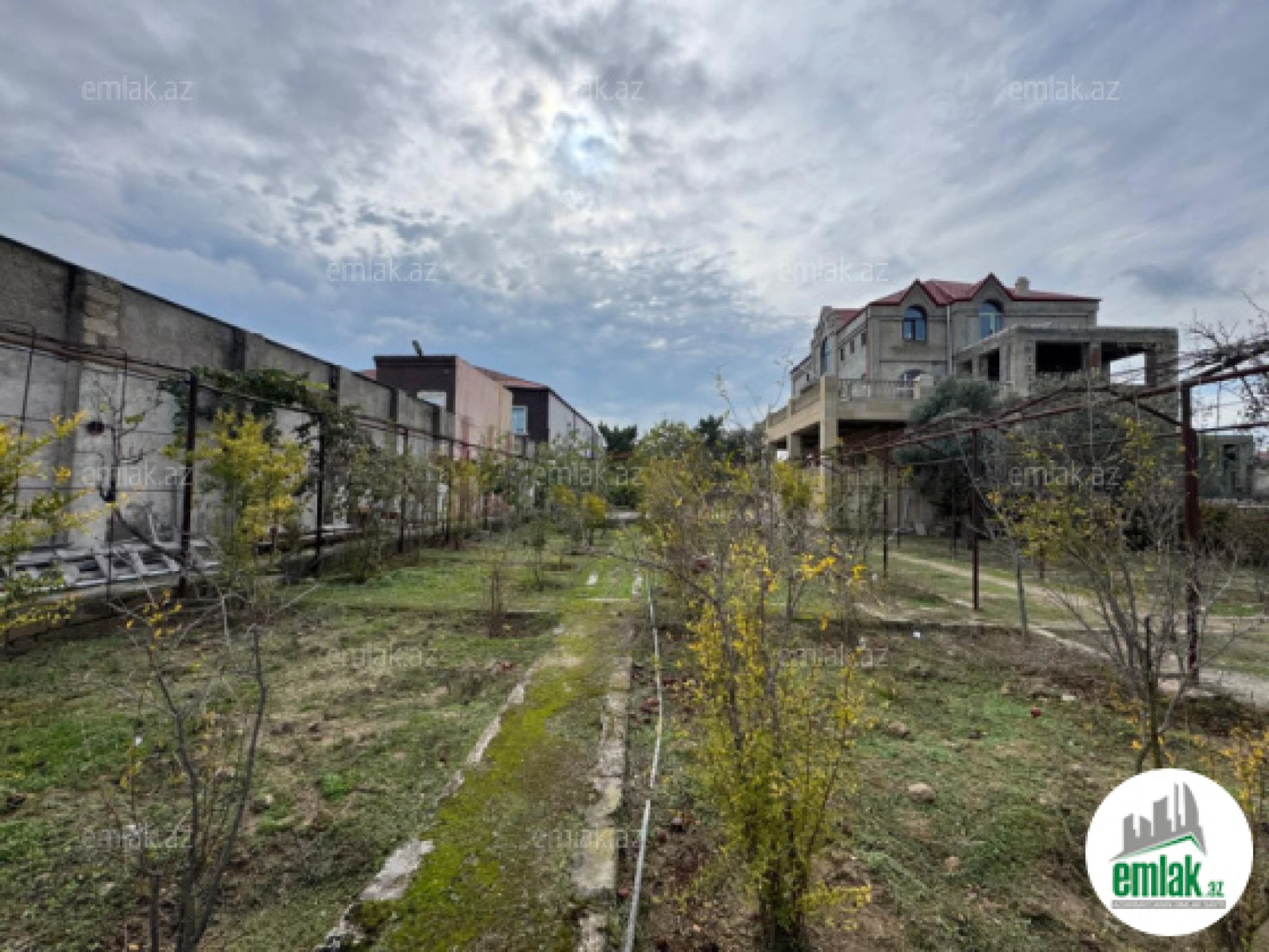 Satılır torpaq sahəsi 20 m²