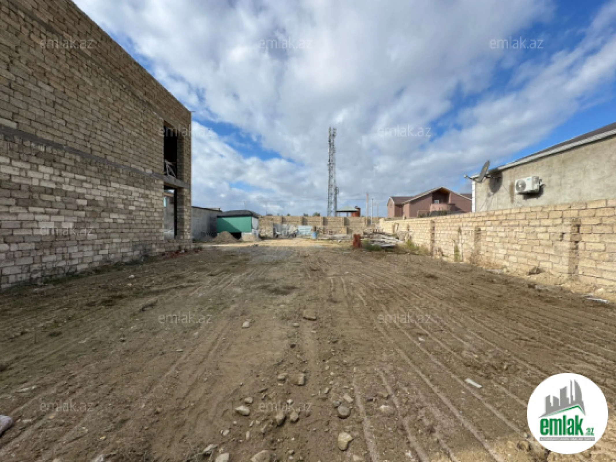 Satılır torpaq sahəsi 8 m²