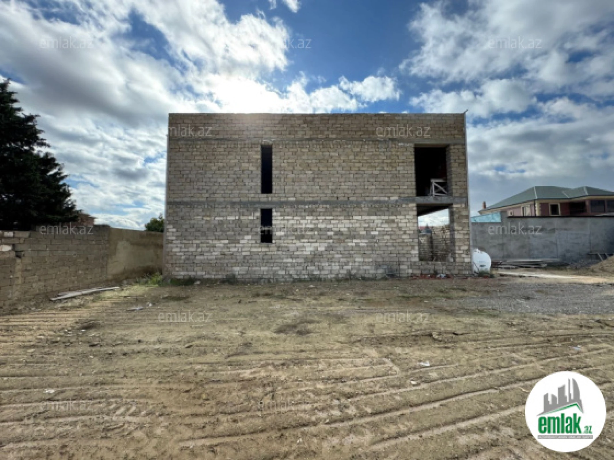 Satılır torpaq sahəsi 8 m²