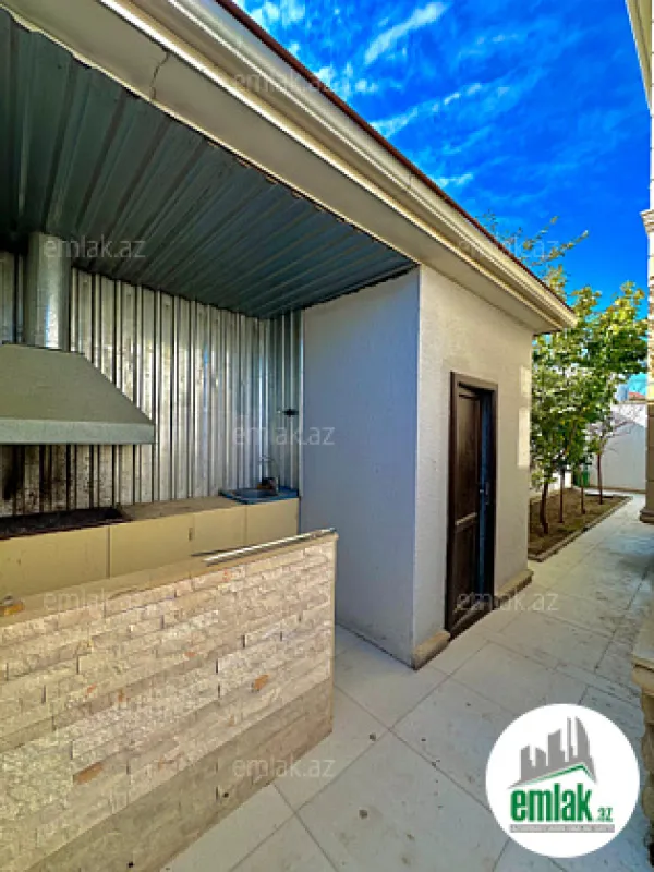 Satılır 6 otaqlı mənzil 250 m²