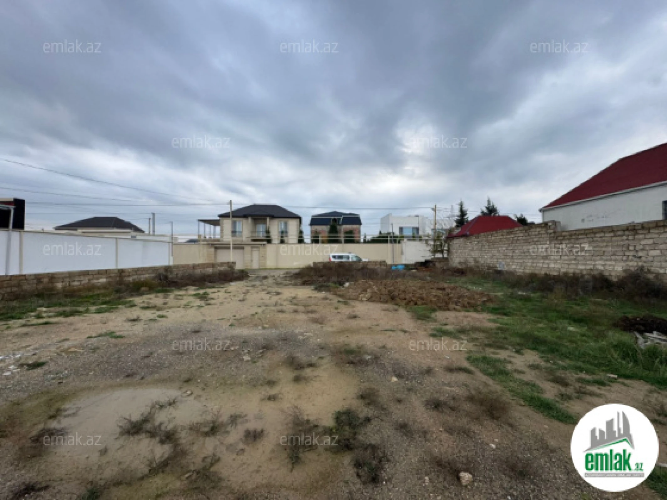 Satılır torpaq sahəsi 12 m²