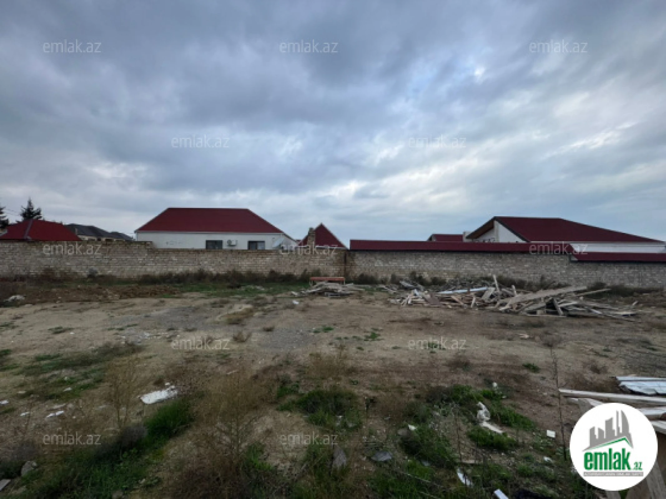 Satılır torpaq sahəsi 12 m²