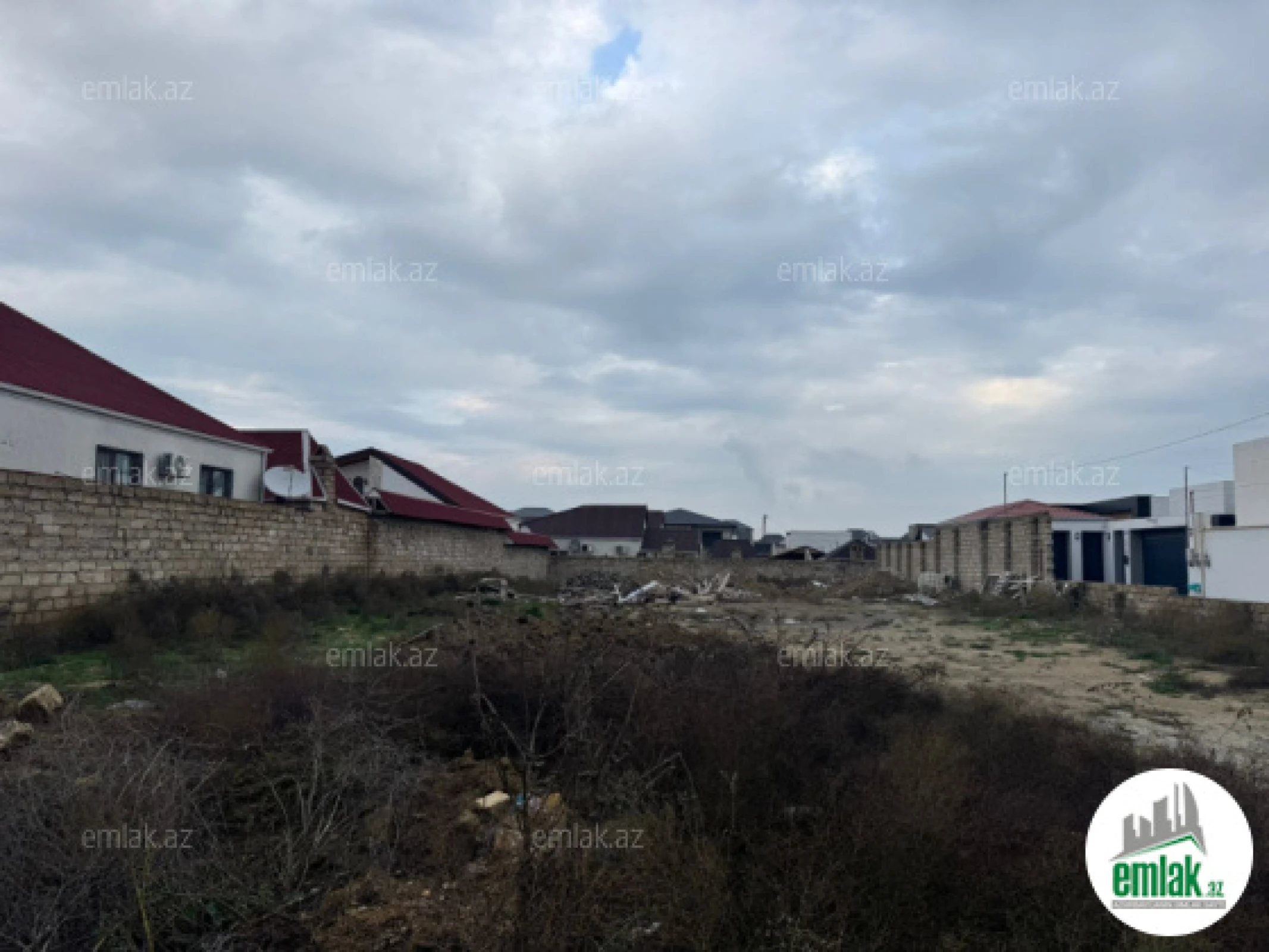 Satılır torpaq sahəsi 12 m²