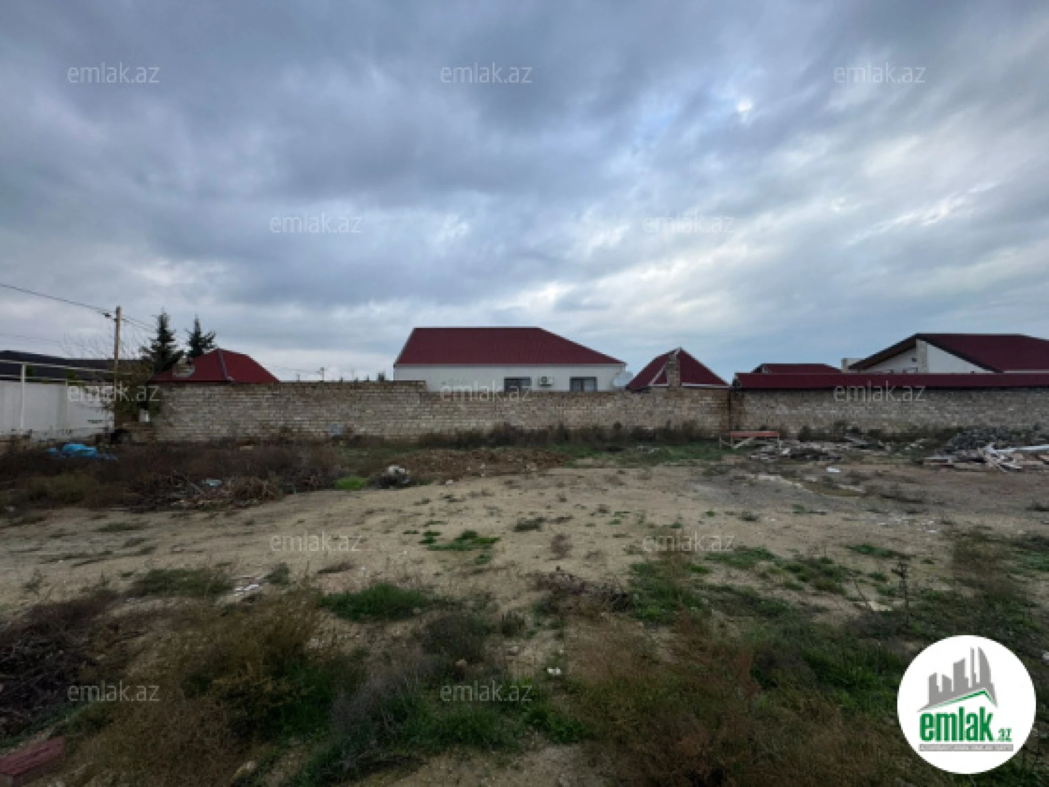 Satılır torpaq sahəsi 12 m²