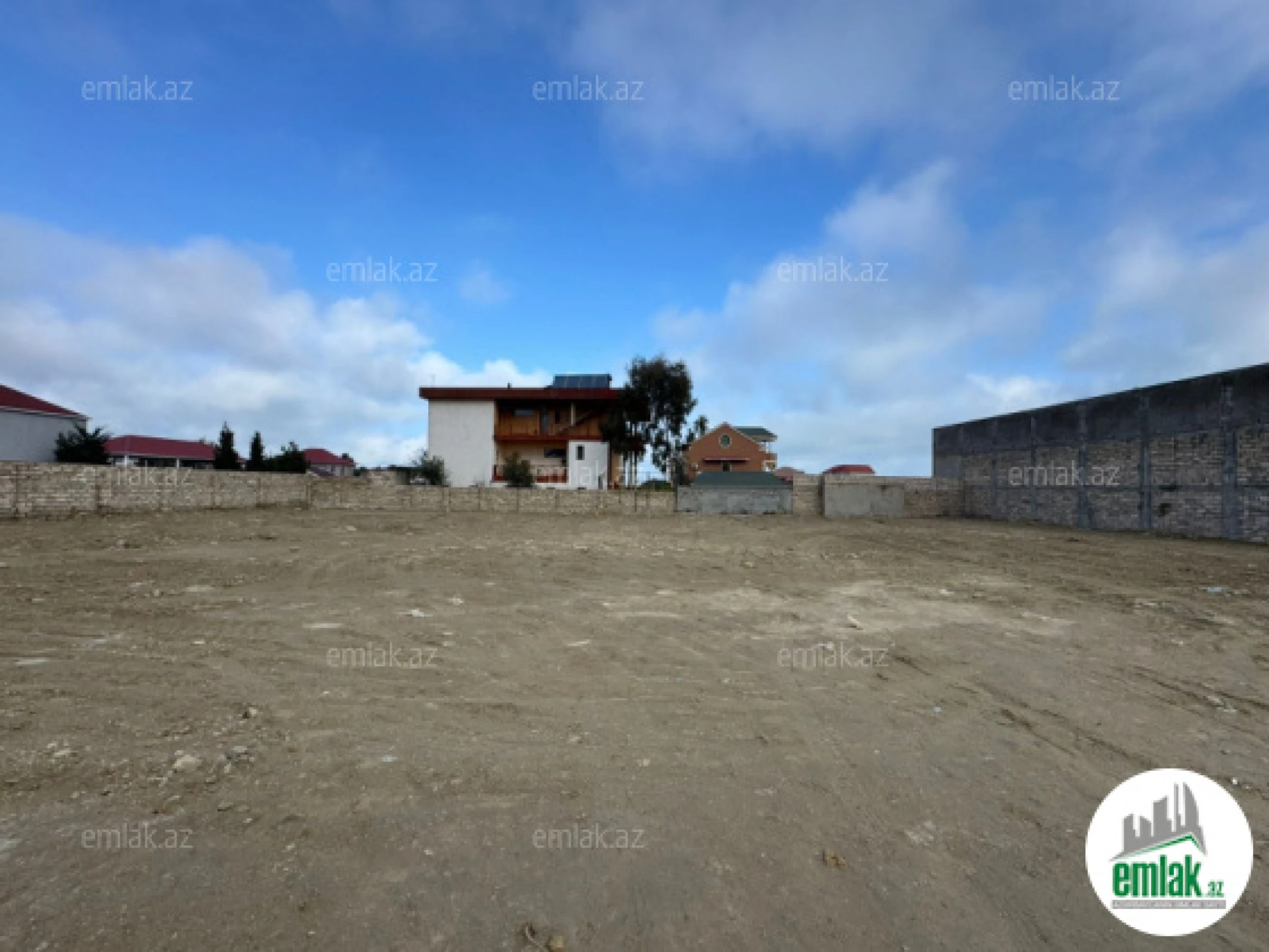 Satılır torpaq sahəsi 12 m²