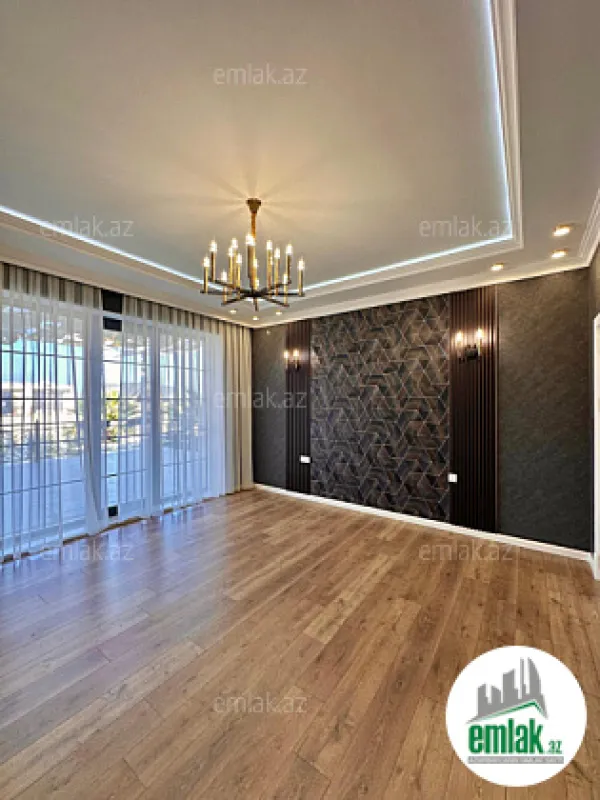 Satılır 6 otaqlı mənzil 460 m²