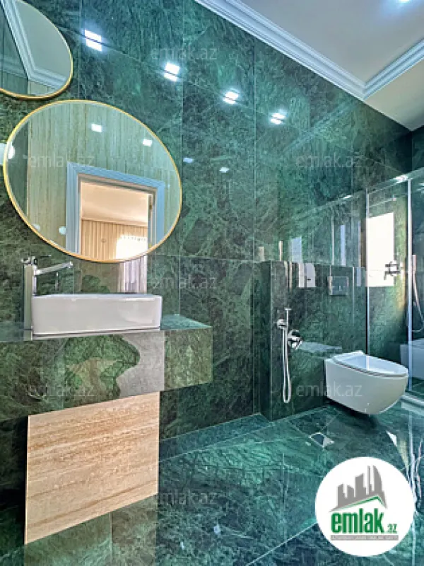 Satılır 6 otaqlı mənzil 460 m²