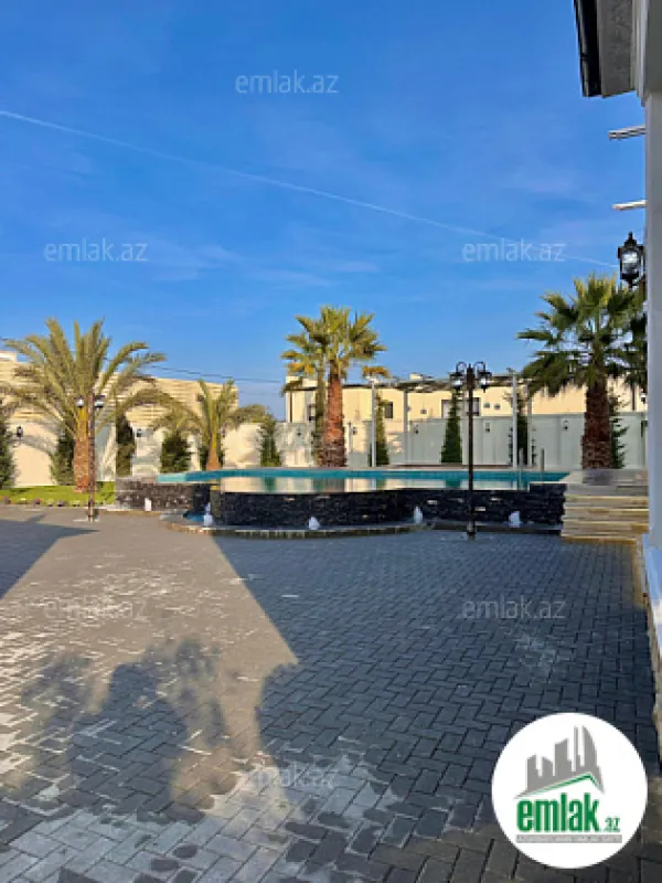 Satılır 6 otaqlı mənzil 460 m²