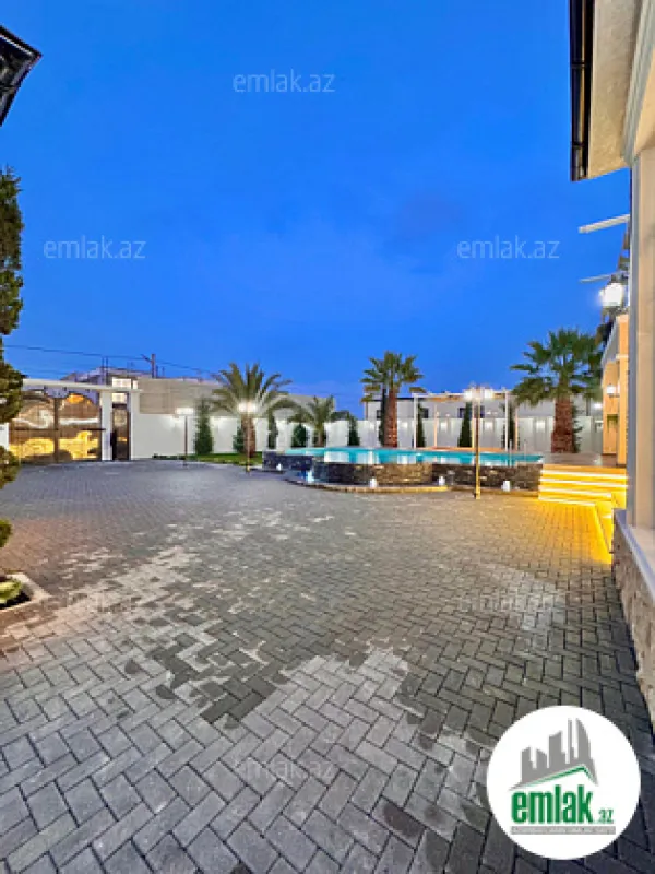 Satılır 6 otaqlı mənzil 460 m²