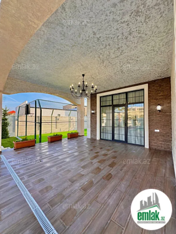 Satılır 6 otaqlı mənzil 460 m²