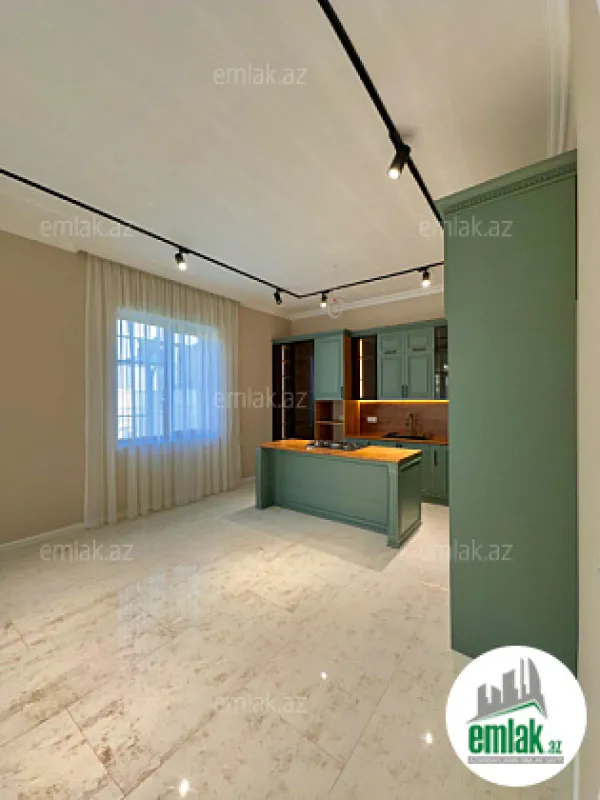 Satılır 6 otaqlı mənzil 460 m²