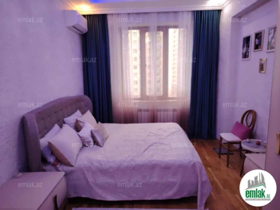 Satılır 5 otaqlı yeni tikili 160.5 m²