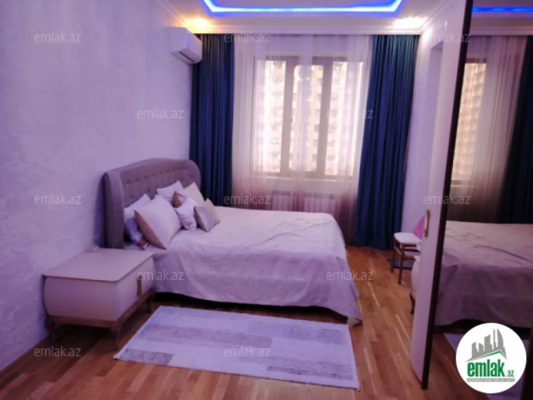 Satılır 5 otaqlı yeni tikili 160.5 m²
