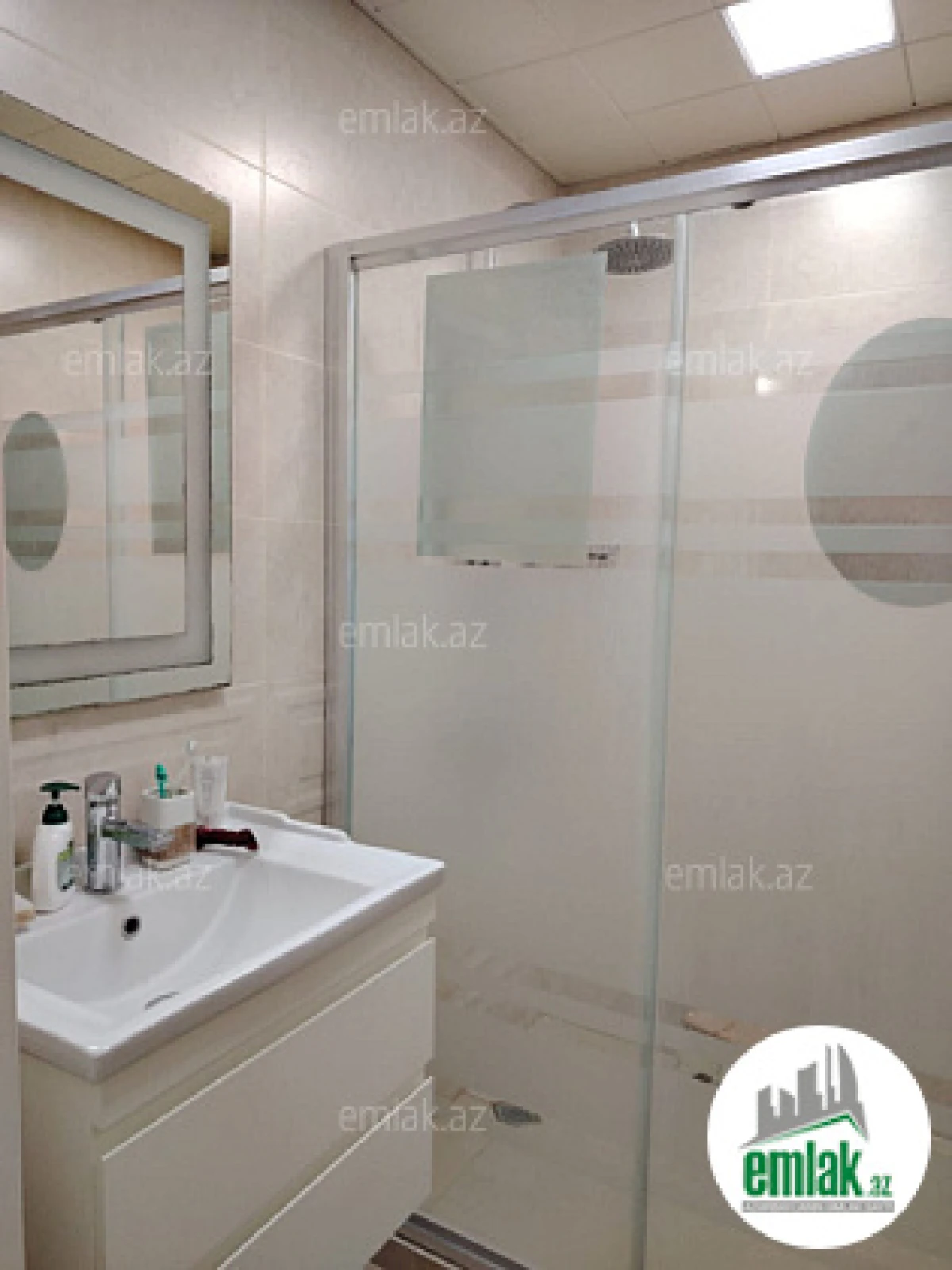 Satılır 5 otaqlı yeni tikili 160.5 m²