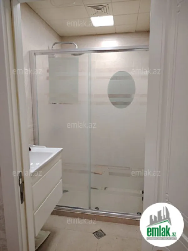 Satılır 5 otaqlı yeni tikili 160.5 m²