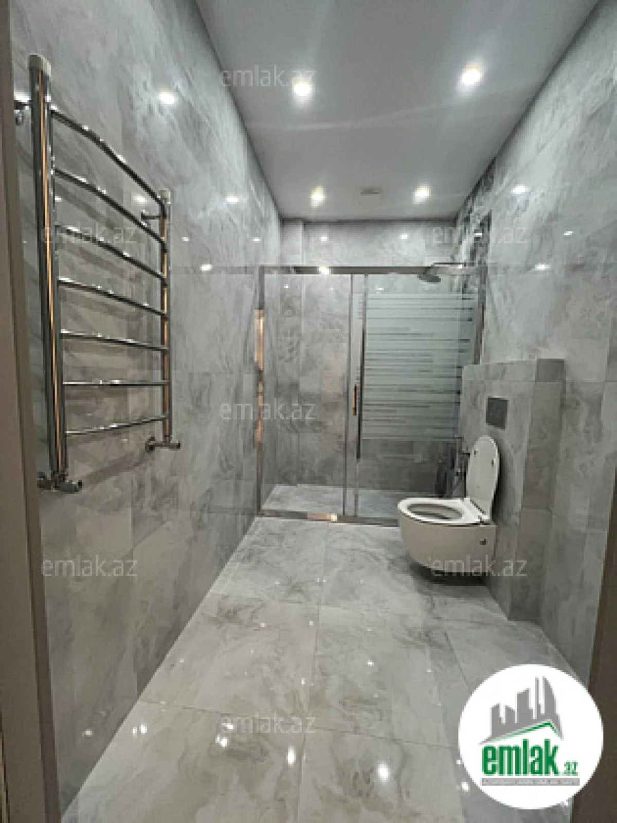 Satılır 2 otaqlı yeni tikili 114 m²