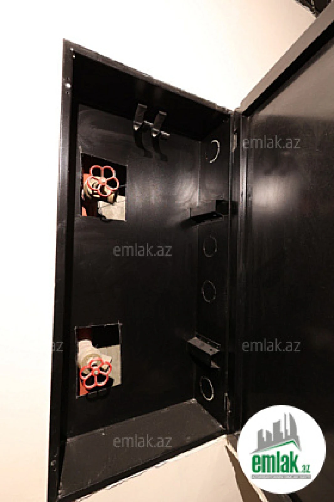 Satılır 2 otaqlı yeni tikili 114 m²